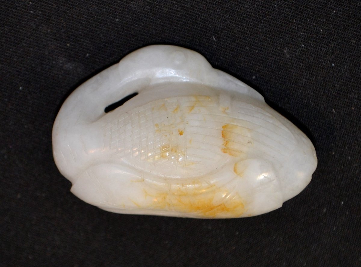 Oie en Jade blanc. Pendentif . Asie, Chine 18°siècle ou avant.