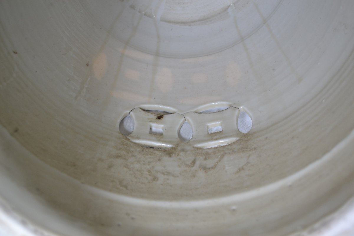 Siège en porcelaine blanche. Chine 18° siècle. -photo-2