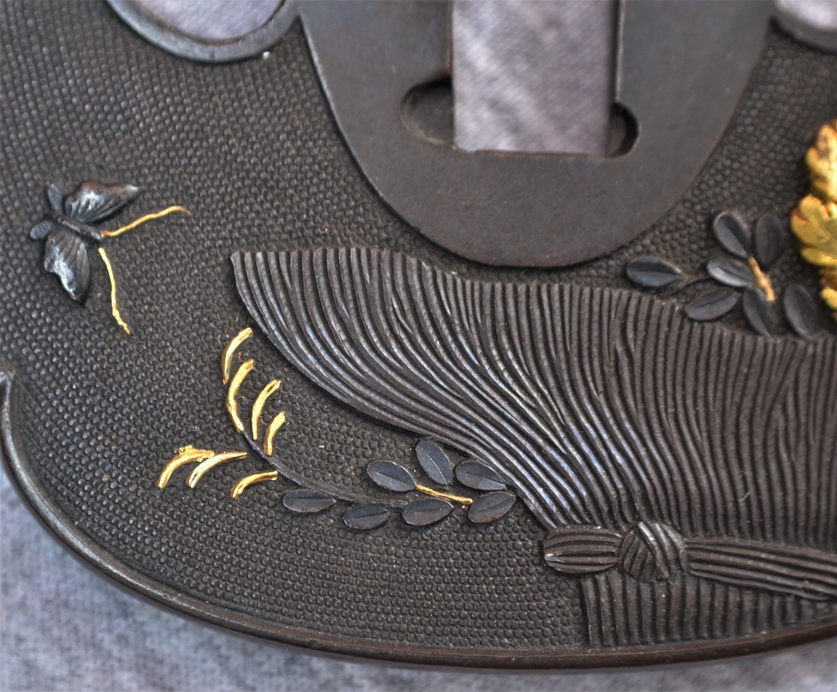 Tsuba en shakudo et or ; style Goto. Asie. Japon, période Edo. -photo-2