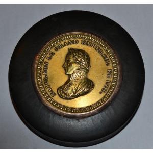 Medallion Of Napoleon Mounted On Horn Box. Early 19th Century.