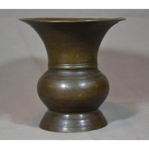 Bronze Vase In Khou (cornet) Shape. China Qing Period 18th Century Or Before.