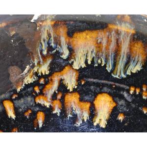 Bol à thé en grés glaçure au plomb. Chine Dynastie Tang 8° siècle.