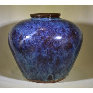 Shiwan Stoneware Jar. Guangdong China Qing Period.