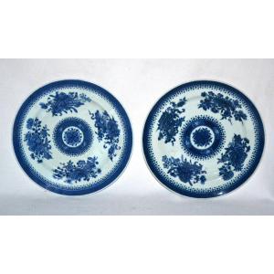 Pair Of Porcelain Plates, Decorated In Blue. China, 18th Century. Imperial Quality.
