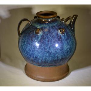Shiwan Stoneware Teapot. Guangdong, China, Qing Dynasty. 18th–19th Century.