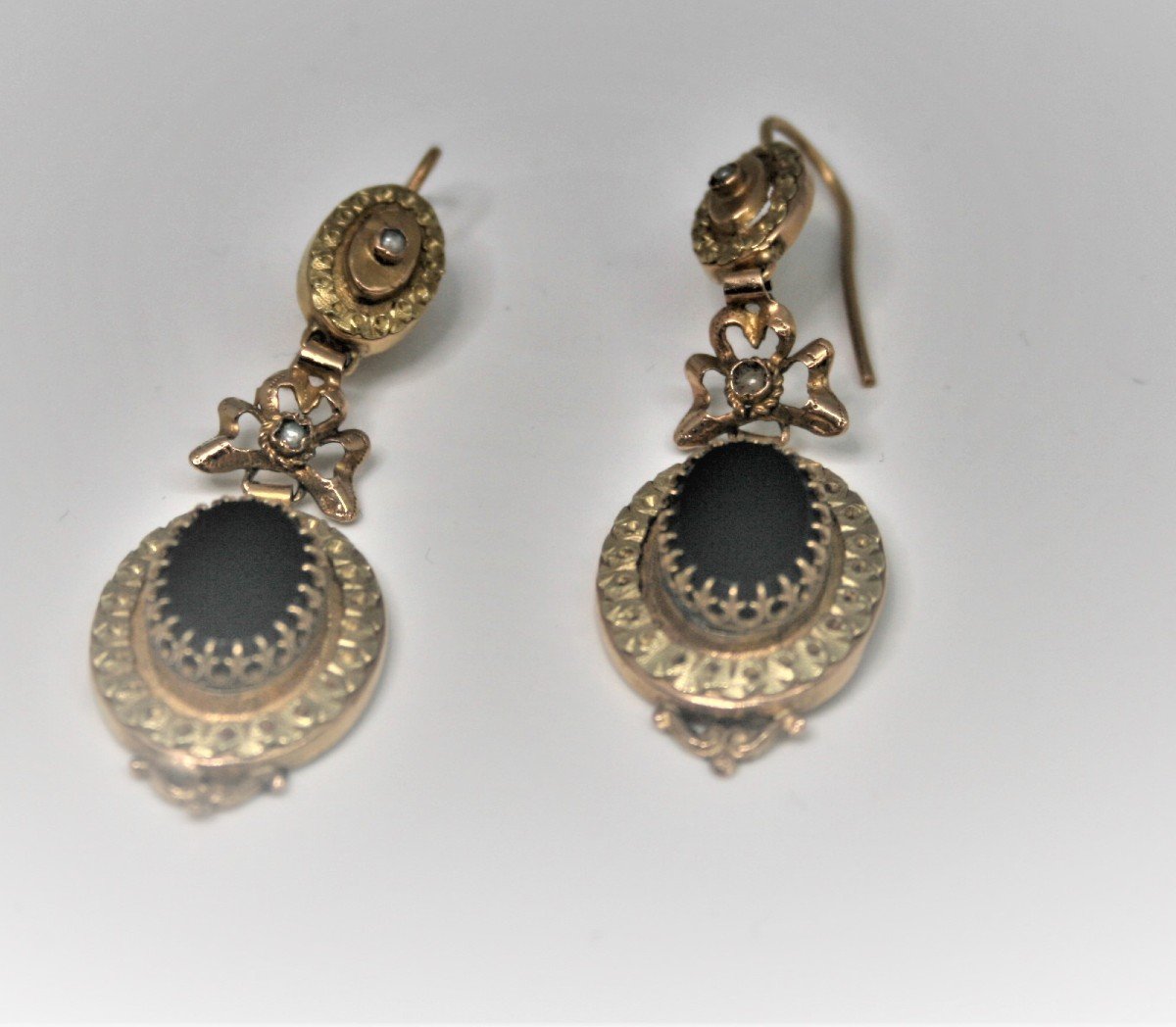 Boucles D'oreilles Anciennes En Or 18 Carats Style Art Déco - Occasion