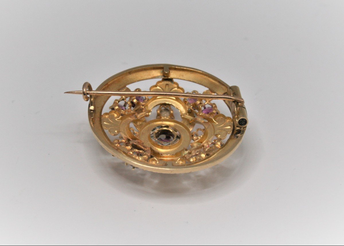 Old Brooch In 18 Carat Gold And Garnets-photo-3