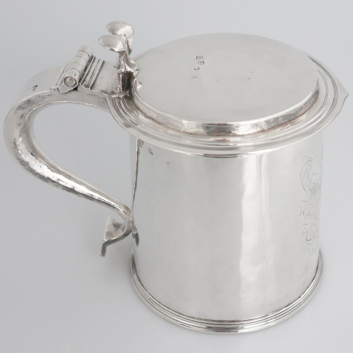 A Charles II Sterling Silver Tankard, Tl Silversmith, London, 1674-photo-3