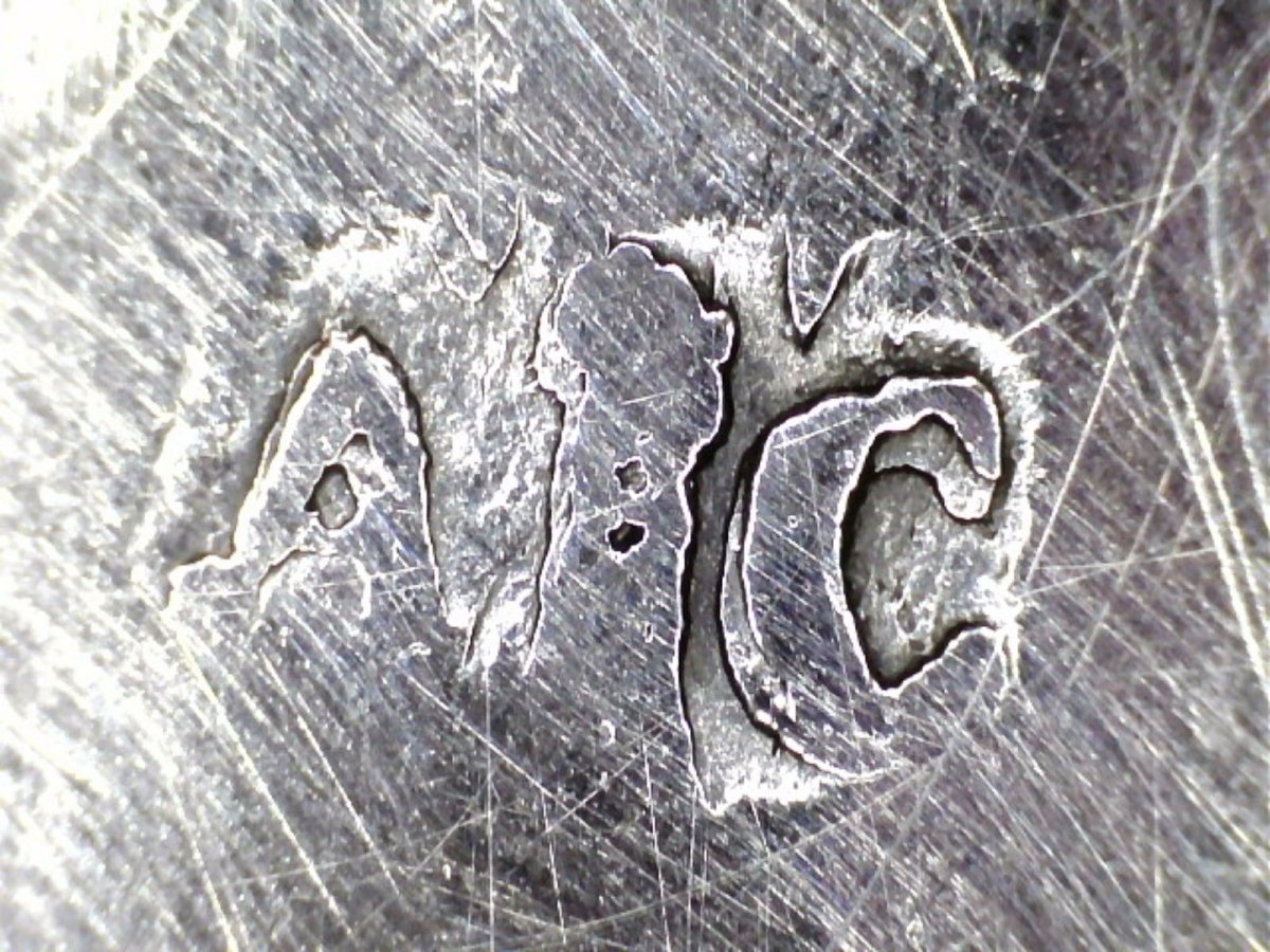 Un plat de parade en argent. Orfèvre: Anzolo Castelli?, Venise, début du XVIIIe siècle-photo-1