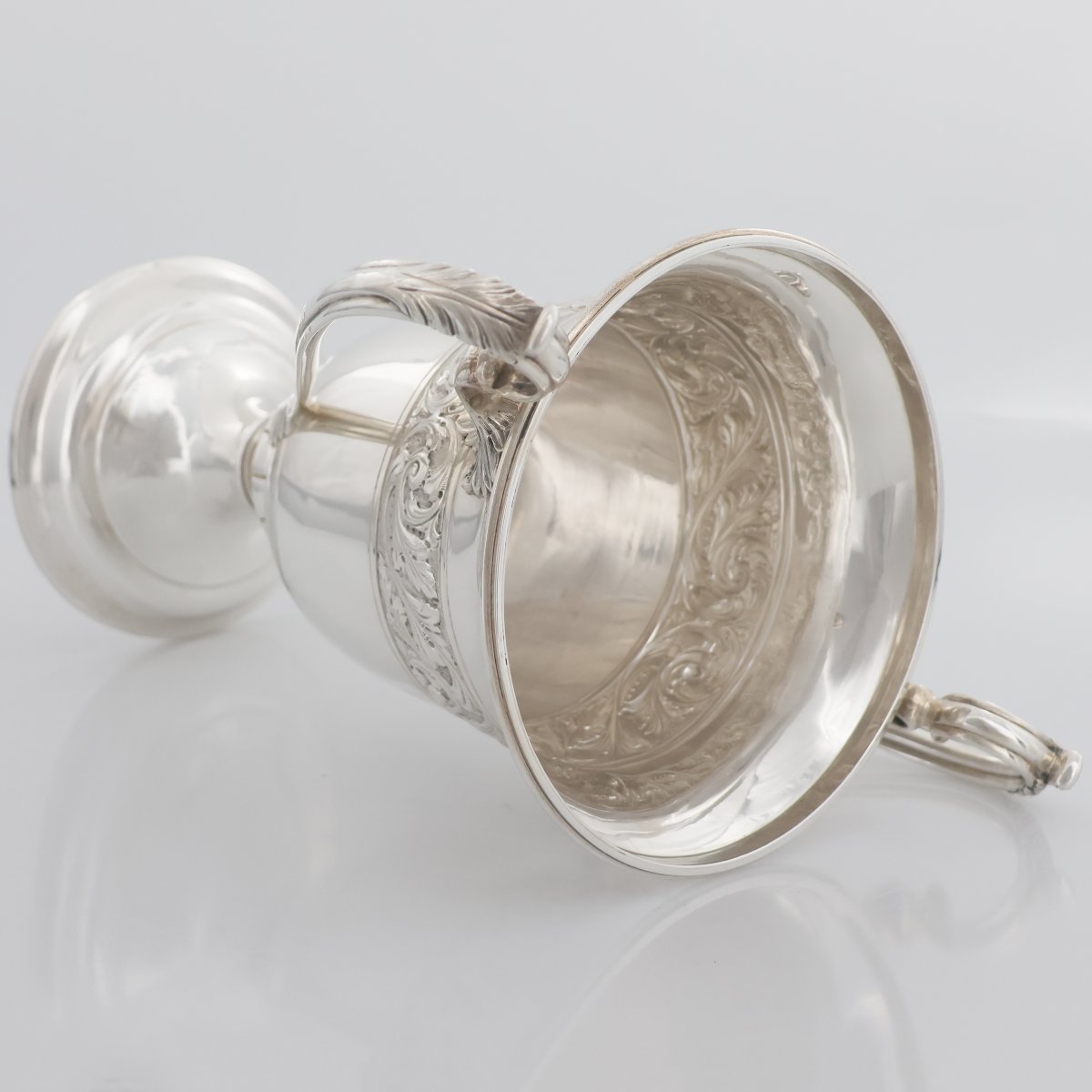 Une coupe trophée en argent sterling George V, David & Maurice Davis, Birmingham, 1911-photo-3