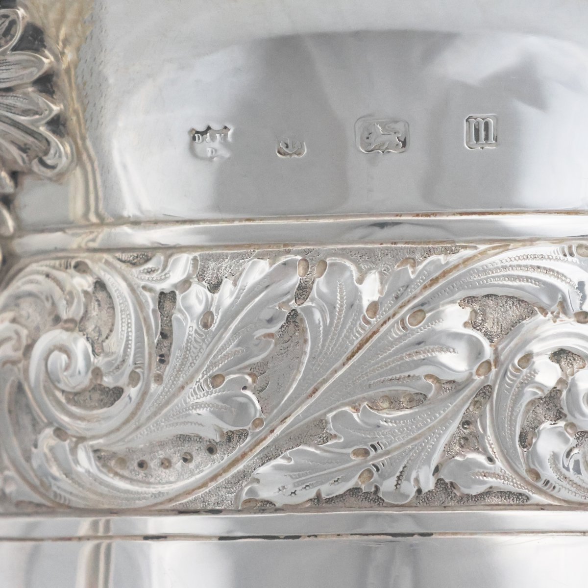Une coupe trophée en argent sterling George V, David & Maurice Davis, Birmingham, 1911-photo-4