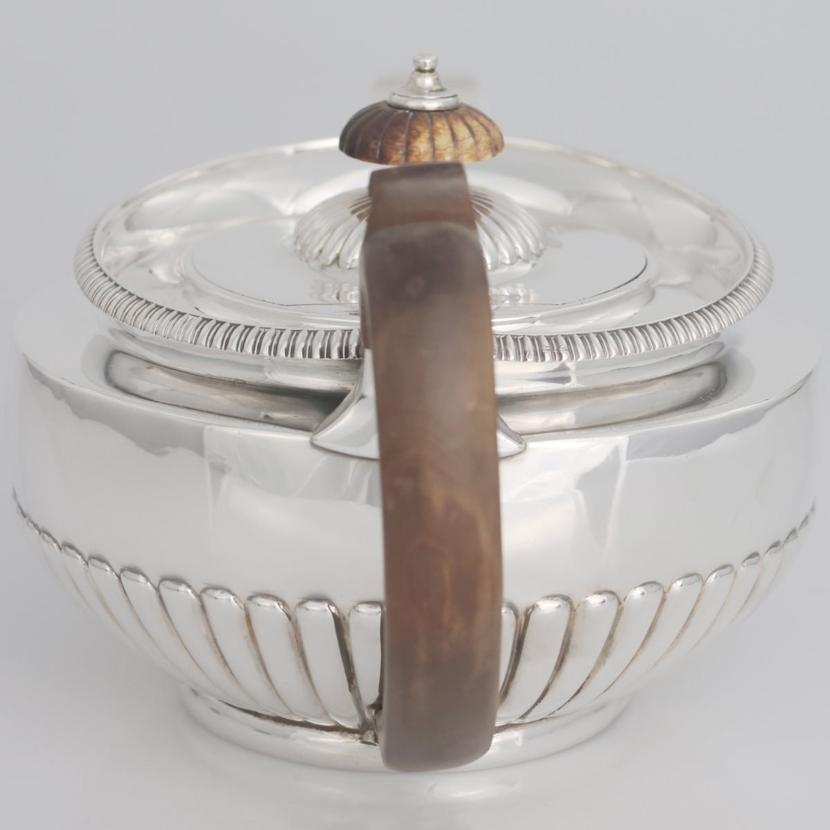 Théière en argent sterling George III, Paul Storr, Londres, 1814-photo-1