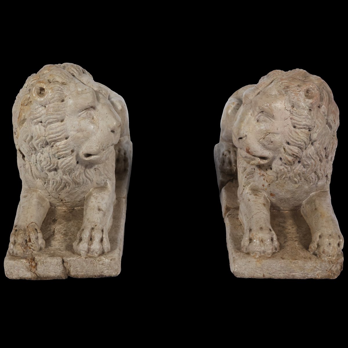 A Pair Yellow Marble Of Verona Recumbent Lions, North Italy, 16th-17th Century-photo-2