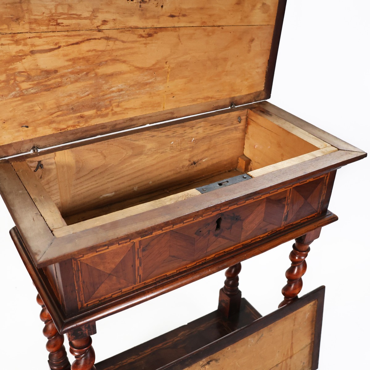 Prie-Dieu plaqué et marqueté en diverses essences, Italie, XVIIIᵉ siècle-photo-1