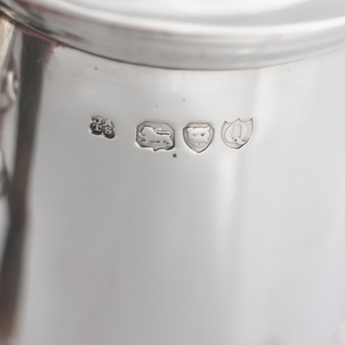 A Victorian Sterling Silver Coffee Pot, John Aldwinckle & Thomas Slater, Londra, 1891-photo-4