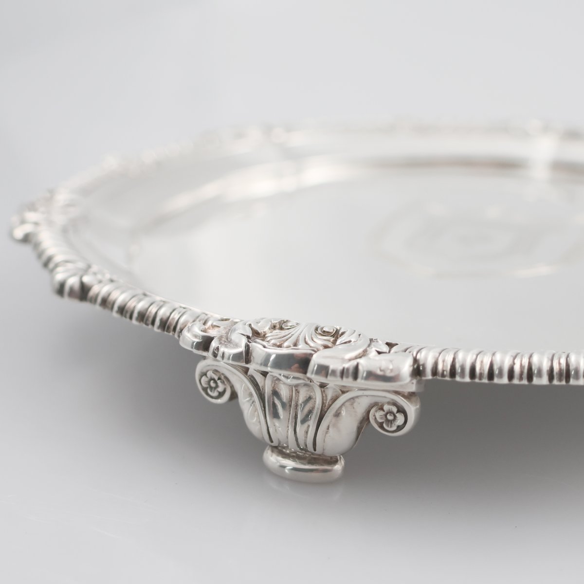 Salver en argent sterling, période George IV, Paul Storr, Londres, 1825-photo-3
