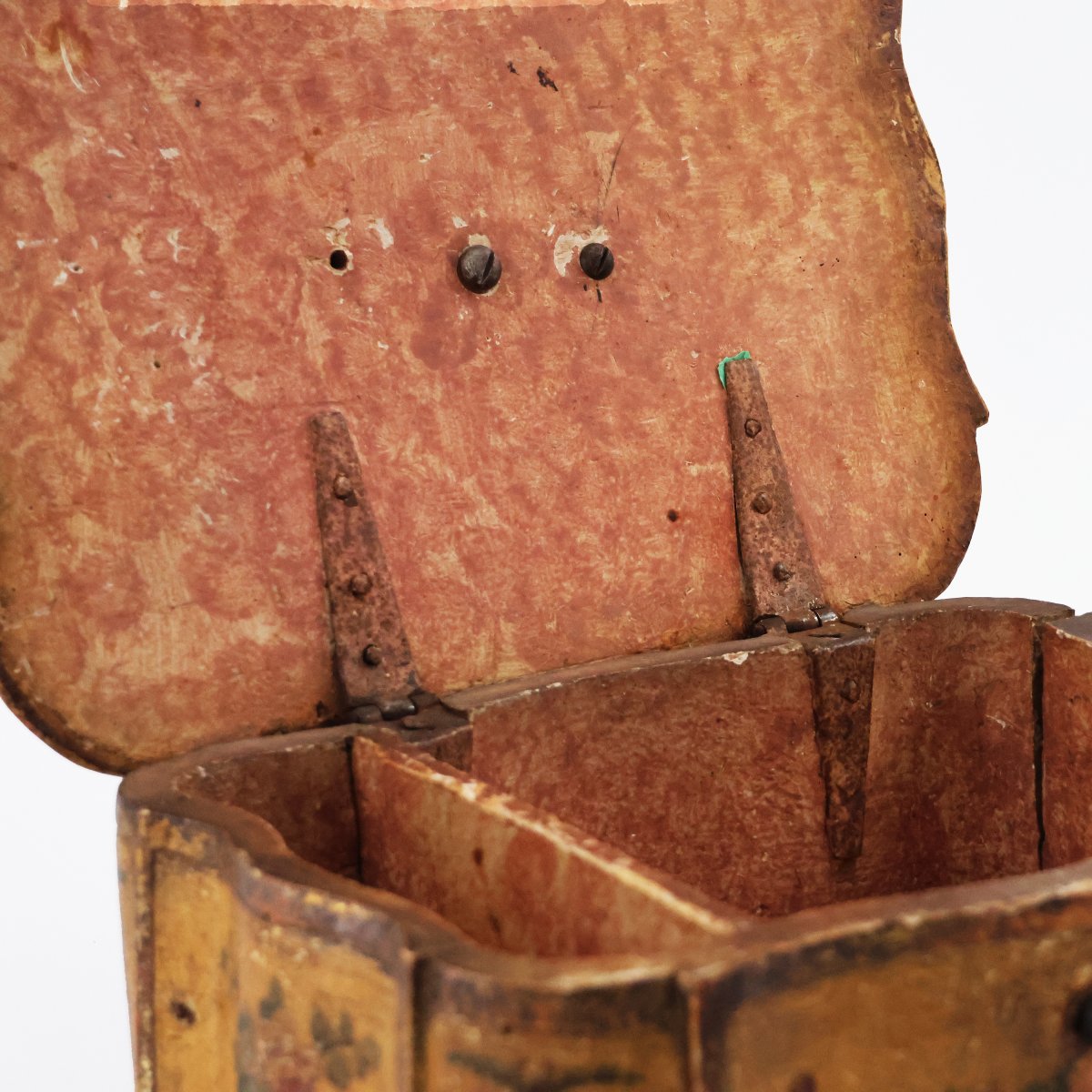 An Italian Lacquered Wood Pin Cushion Box With Polychrome Floral Decoration. Venice, 18th Cent.-photo-3