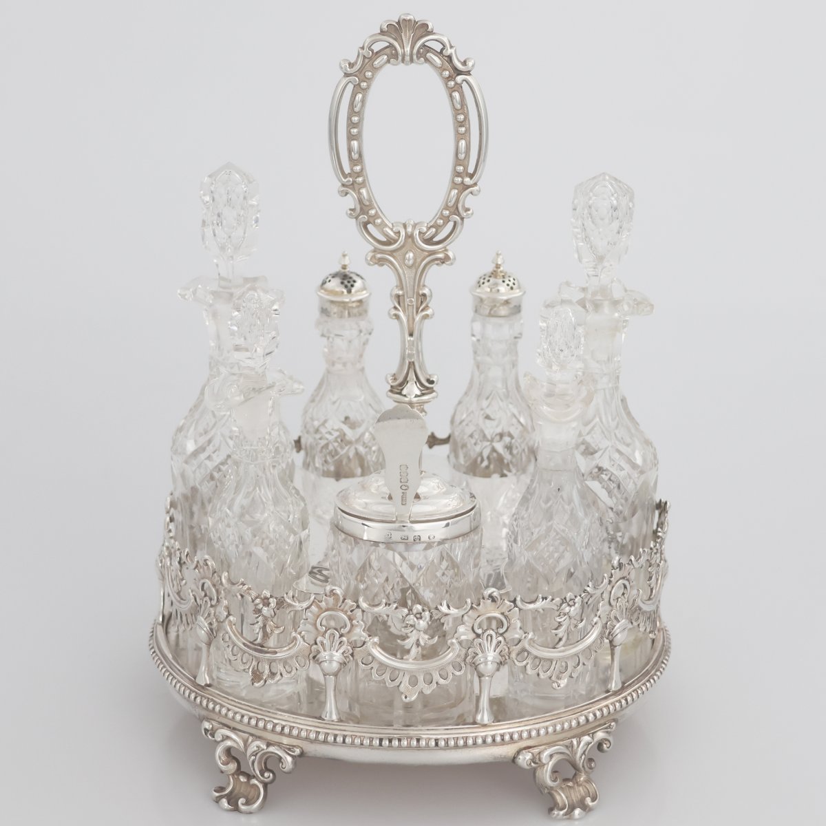 A Victorian Sterling Silver Cruet Stand, Walker Knowles & Co., Sheffield, 1858-photo-4