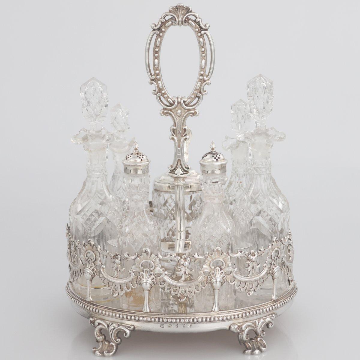 A Victorian Sterling Silver Cruet Stand, Walker Knowles & Co., Sheffield, 1858-photo-3