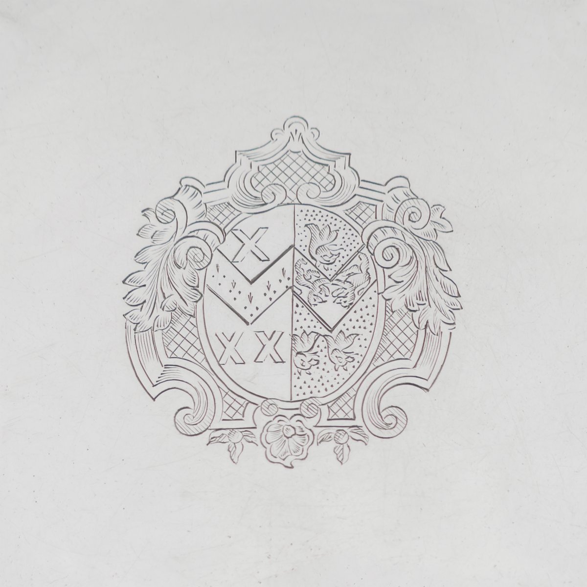 Salver en argent Britannia, époque George I, Paul de Lamerie, Londres, 1717-photo-2