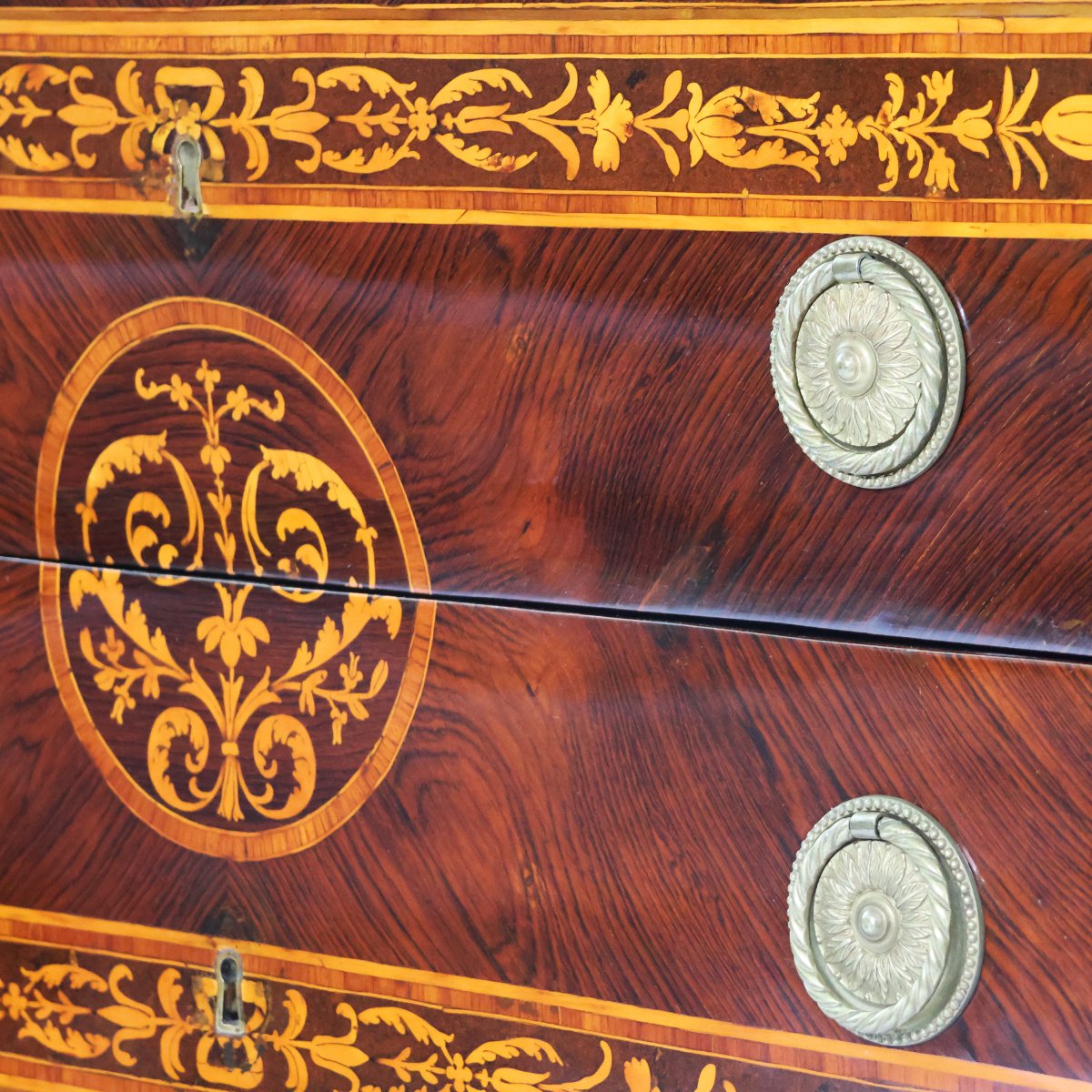 A North Italian Chest Of Drawers Veneered In Rosewood With Inlays, Lombardy, Late 18th Century-photo-4