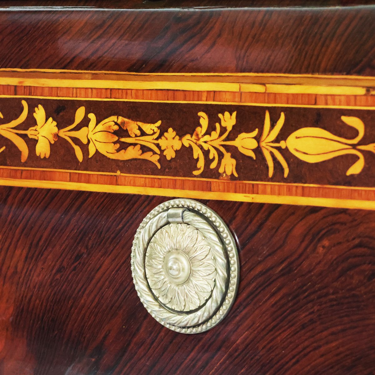 A North Italian Chest Of Drawers Veneered In Rosewood With Inlays, Lombardy, Late 18th Century-photo-1
