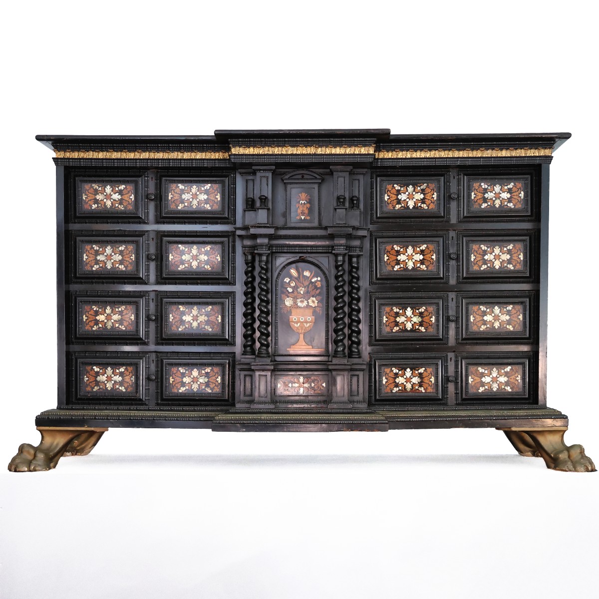 Monnayeur en bois ébénisé, incrusté d’essences précieuses et de nacre, Florence, XVIe siècle