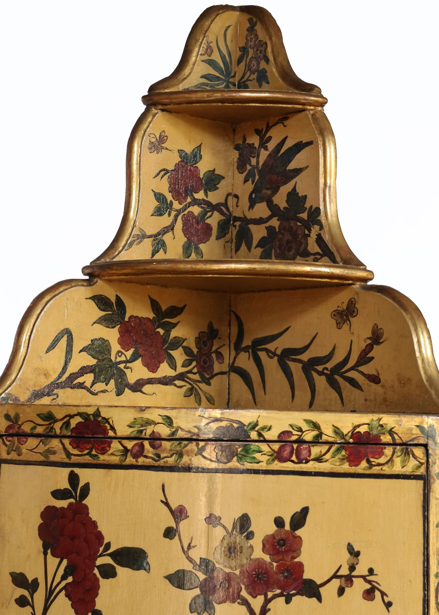 A Pair Of North Italian Lacquered Wood Corner Cabinets, Piedmont, Mid-18th Century-photo-2