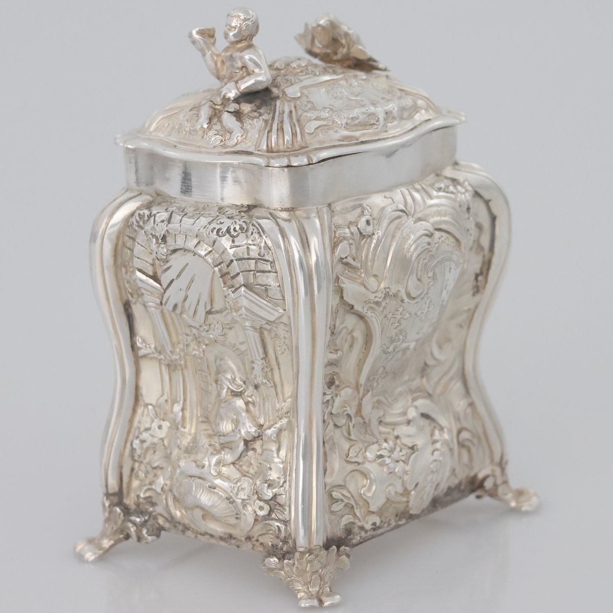 A Sterling Silver Mounted George II Shagreen Tea Caddy, London, 1754-photo-1