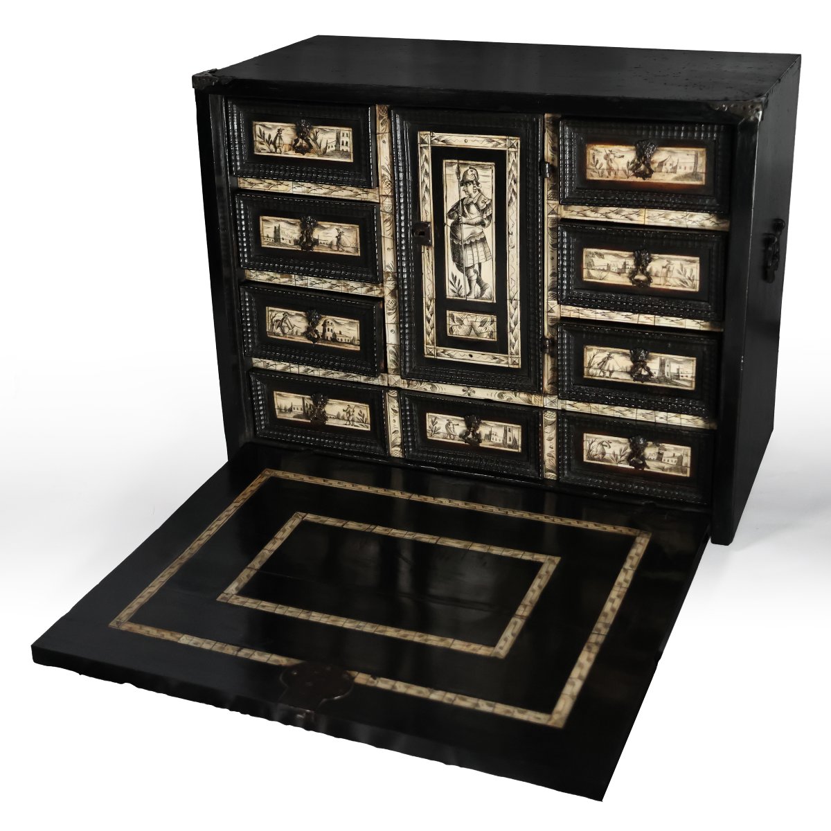 Stipo monétaire en bois ébénisé et panneaux en ivoire, XVIIᵉ-XVIIIᵉ siècle-photo-1