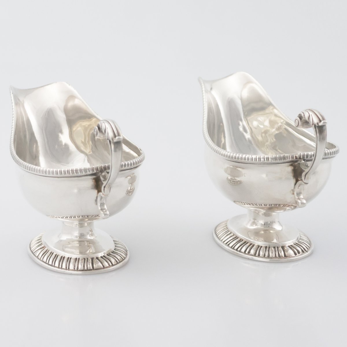 Paire de saucières en argent sterling George III, William Frisbee, Londres, 1810-photo-4