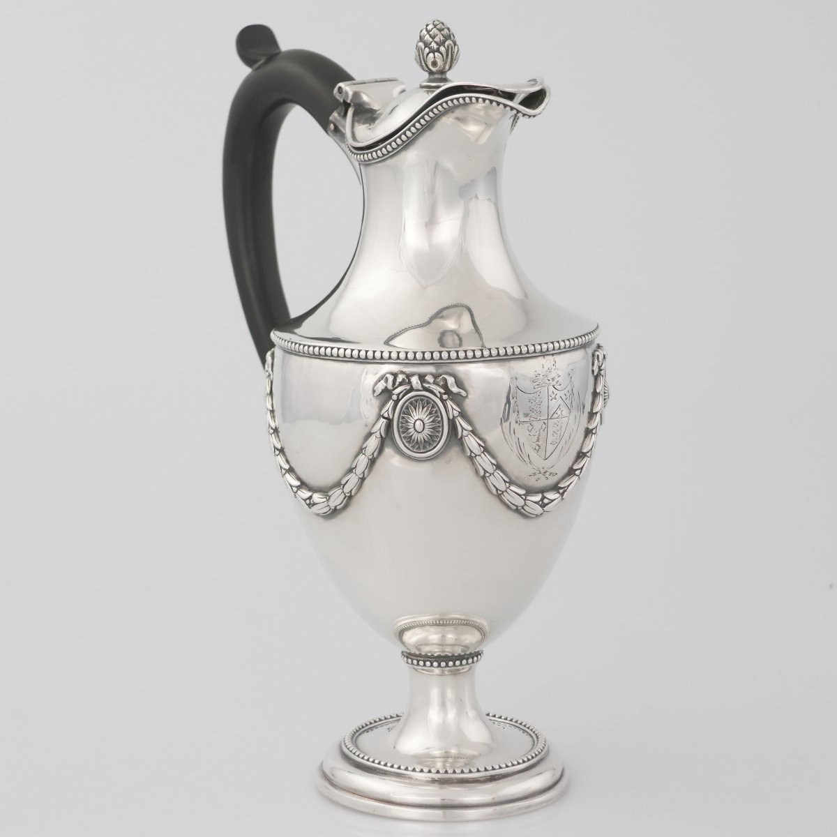 Chocolatière en argent sterling George II, Sebastian & James Crespell, Londres, 1774-photo-2
