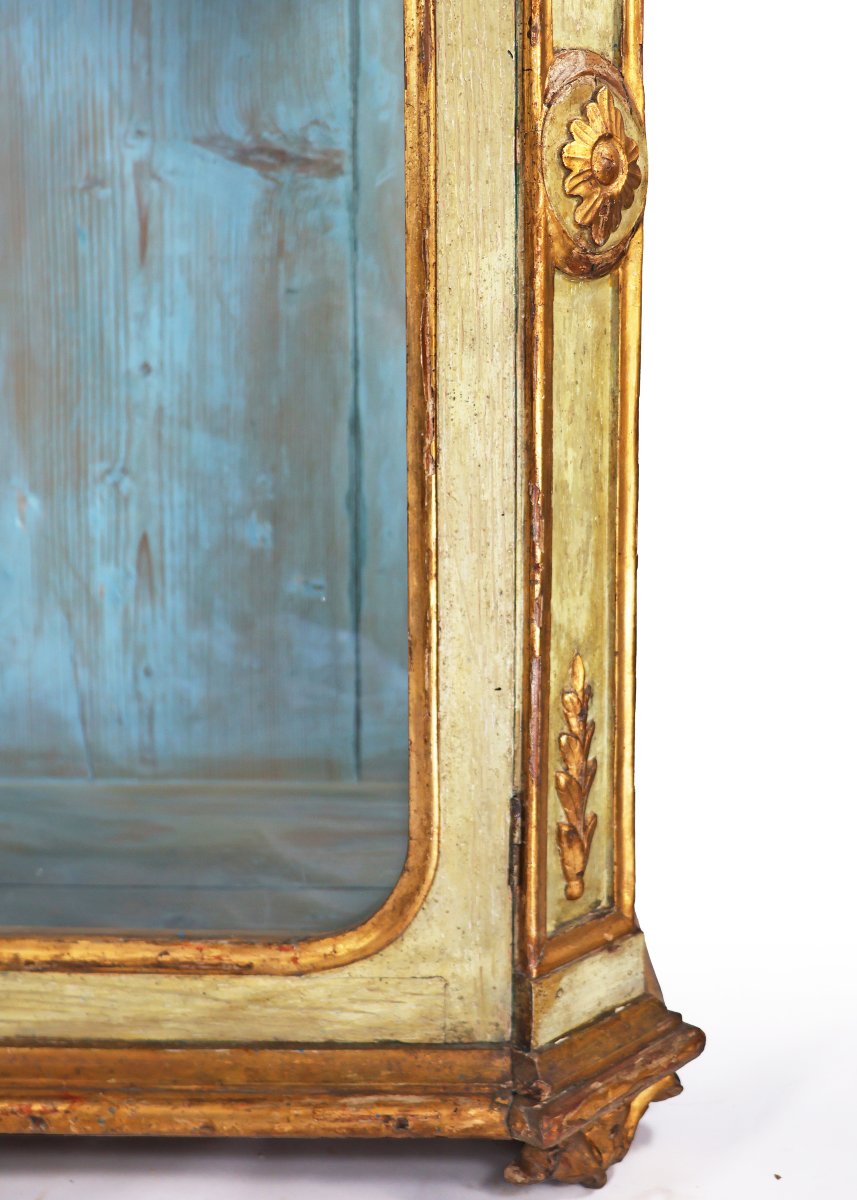 Vitrine en bois laqué vert et or, Italie, XIXᵉ siècle-photo-3