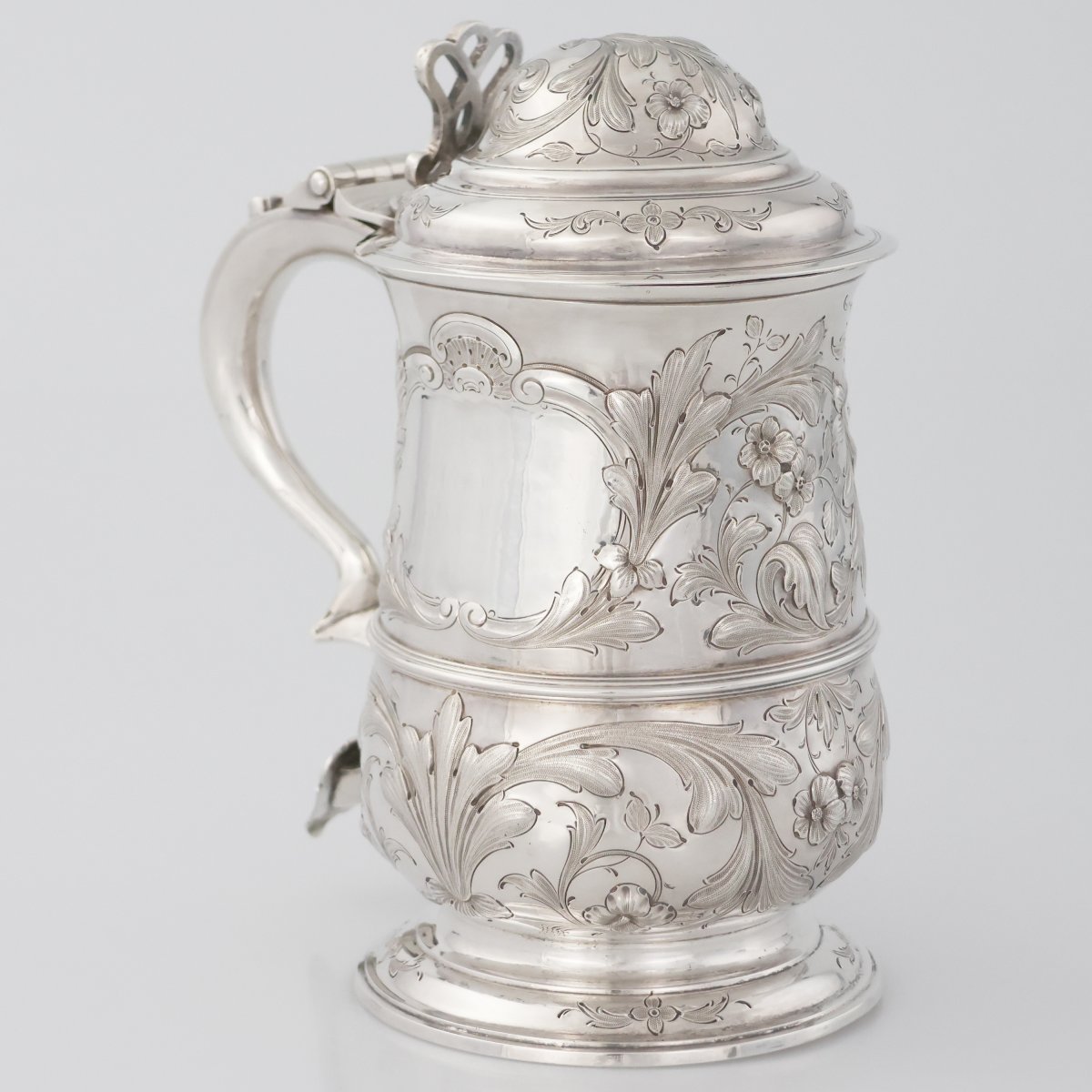 A George III Sterling Silver Tankard, Francis Crump, London, 1773-photo-2