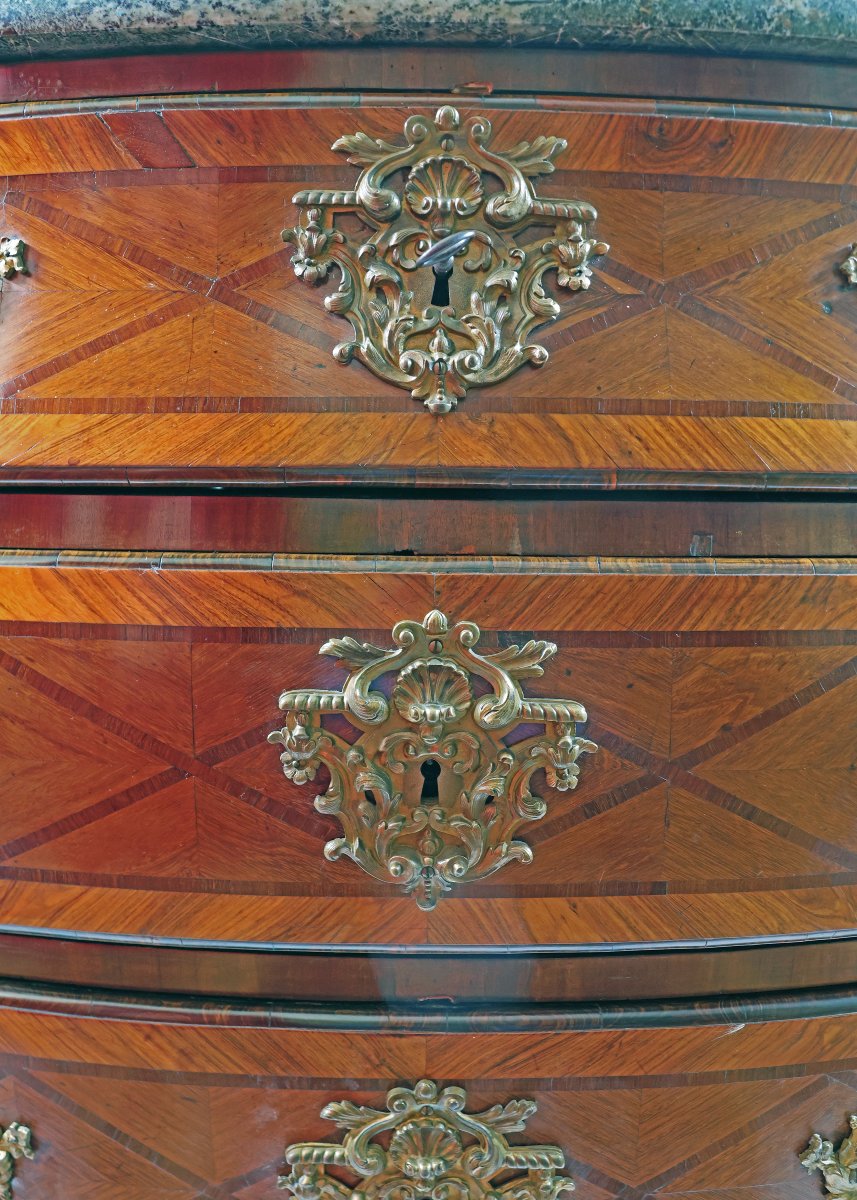 Commode Louis XV, marqueterie de bois variés, France, milieu du XVIIIe siècle-photo-3