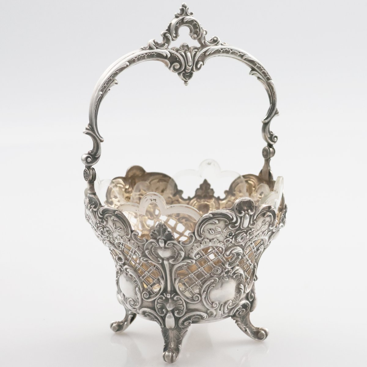 Corbeille en argent repoussé et ciselé, Bruckmann & Söhne, Allemagne, XIXe siècle