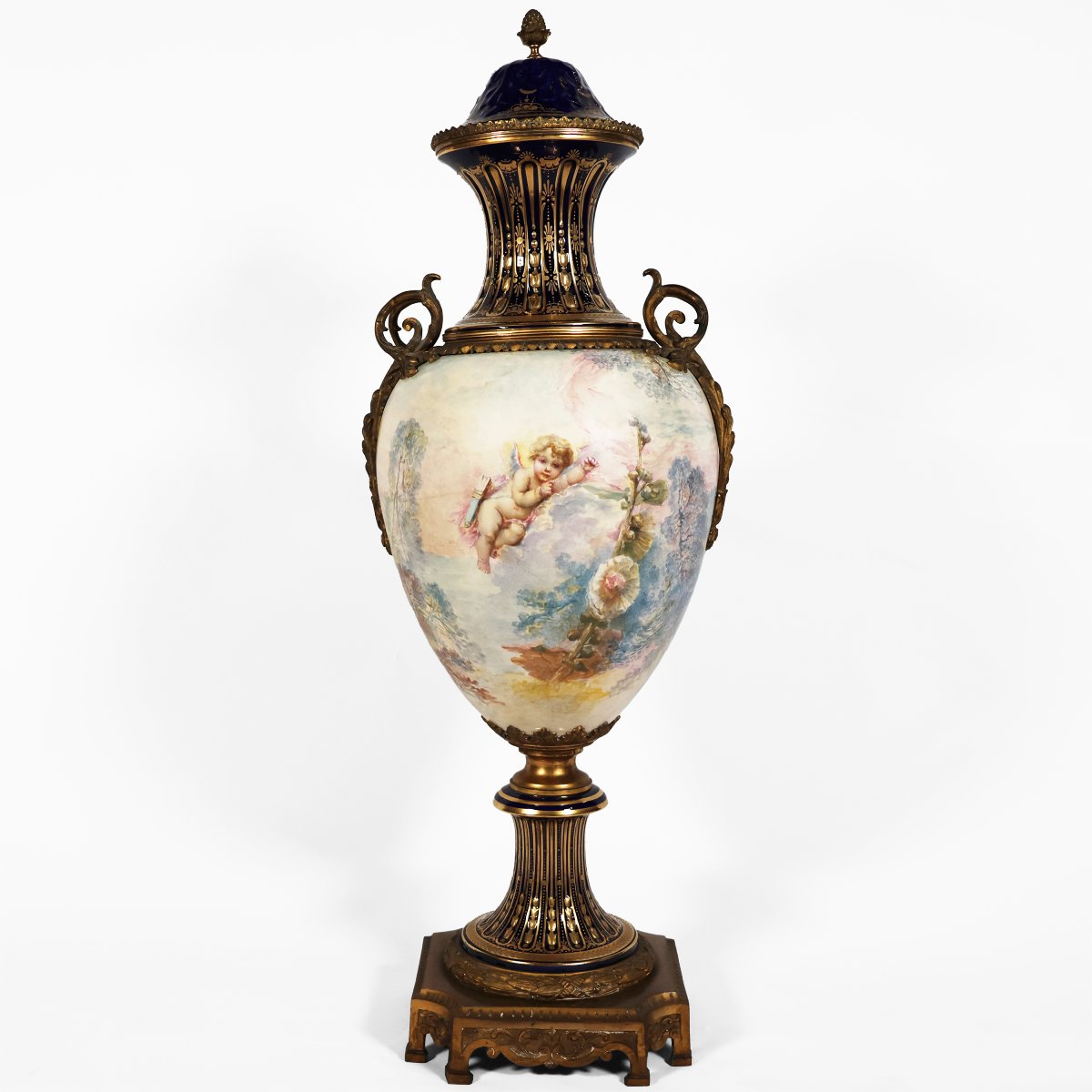 Grand vase français dans le style de Sèvres. Décor peint signé F. Bellanger. Fin du XIXe siècle-photo-3