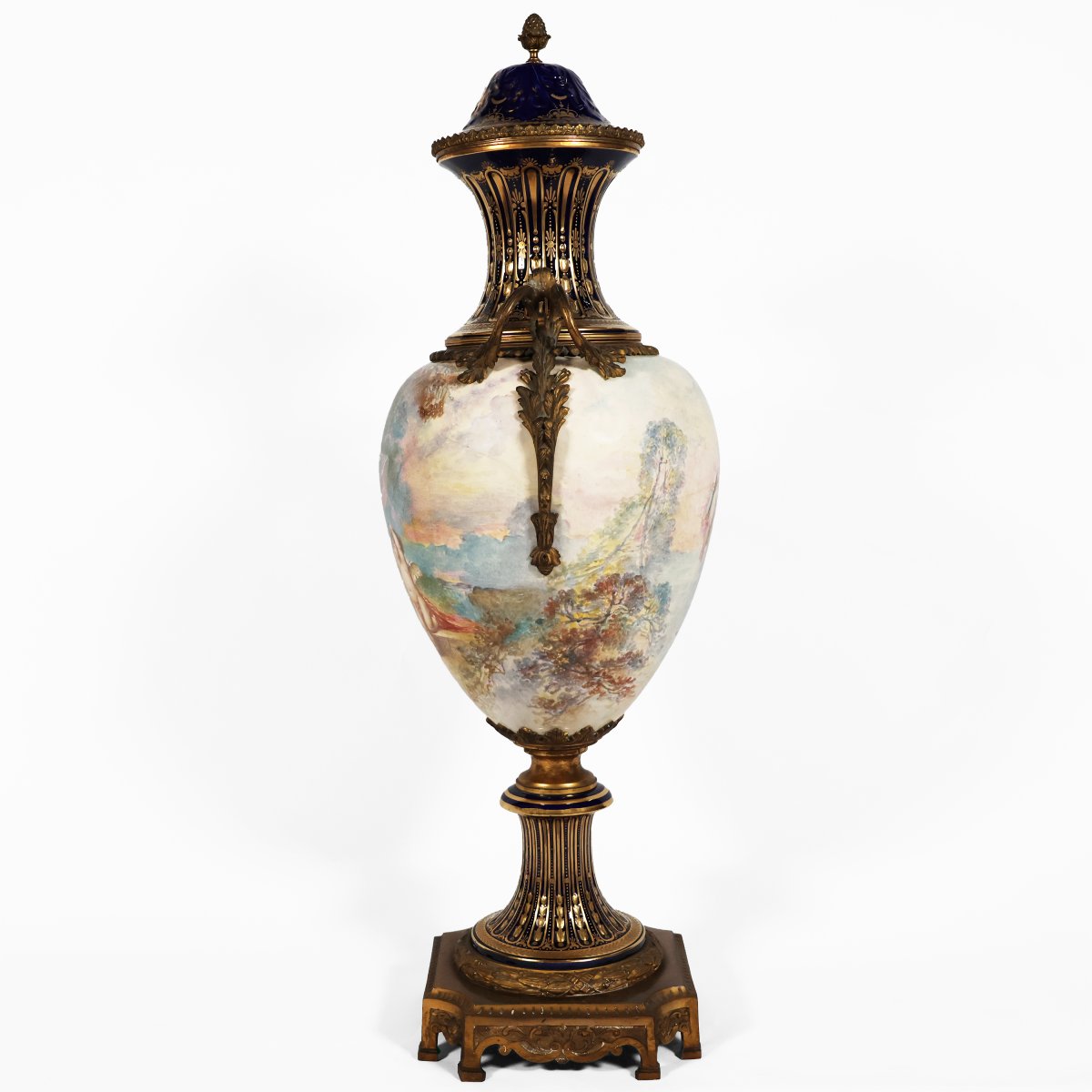 Grand vase français dans le style de Sèvres. Décor peint signé F. Bellanger. Fin du XIXe siècle-photo-4