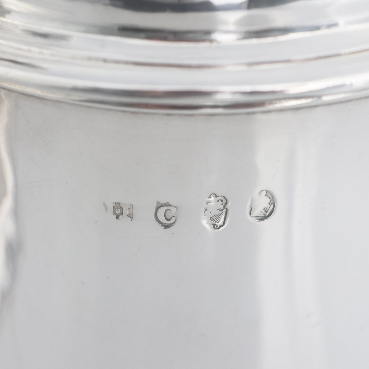 Tankard en argent sterling George III, Joseph Jackson, Dublin, 1775-photo-1