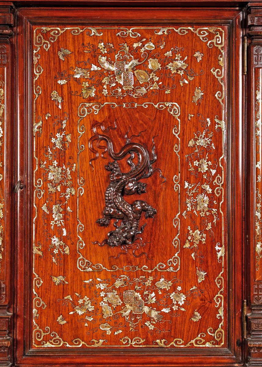Meuble à deux corps en bois avec incrustations de nacre. Gabriel Viardot, Paris, XIXe siècle-photo-3