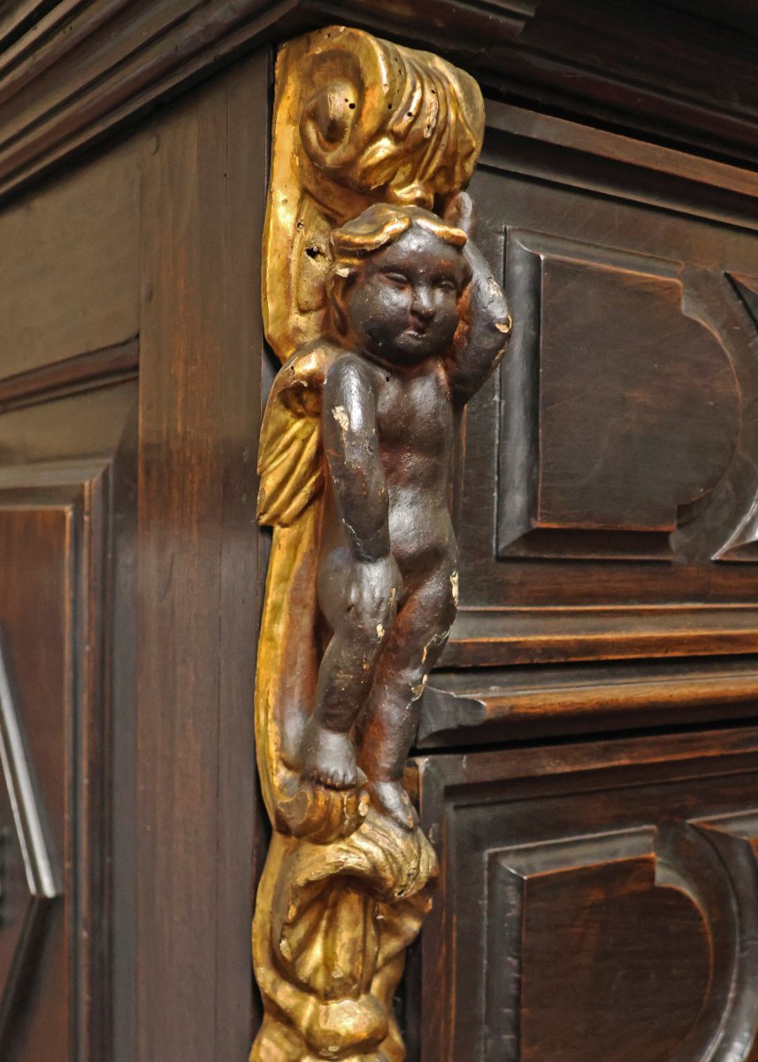 A North Italian Walnut Wood Chest Of Drawers Duchy Of Mantua, 17th Century-photo-2