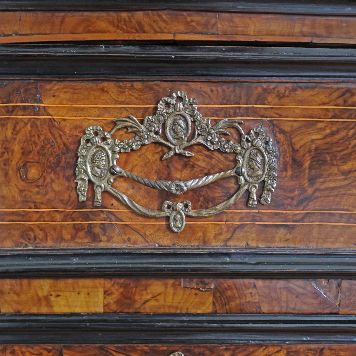Trumeau plaqué de bois et de ronce de noyer. Rome, XVIIIe siècle-photo-1