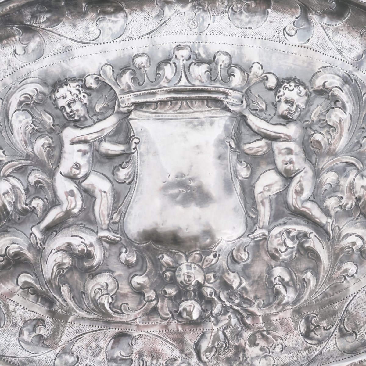 A Silver Parade Platter. Silversmith: Anzolo Castelli?, Venice, Early 18th Century-photo-1
