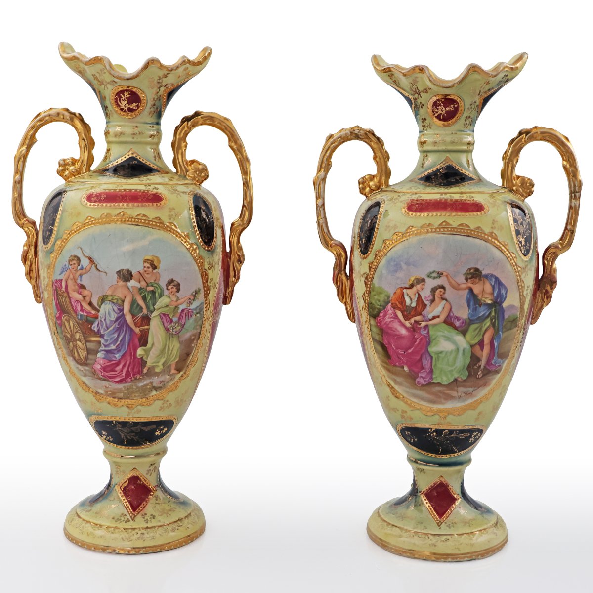 Paire de vases de style Royal Vienna, fin du XIXe début du XXe siècle