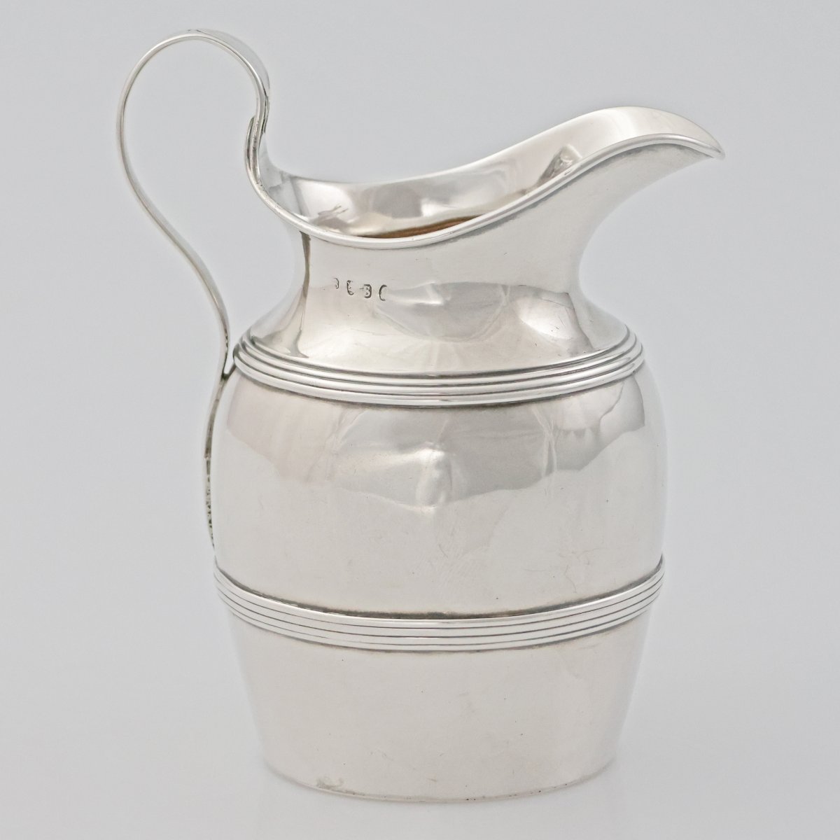 Pot à lait en argent sterling de George III, Thomas Oliphant, Londres, 1793