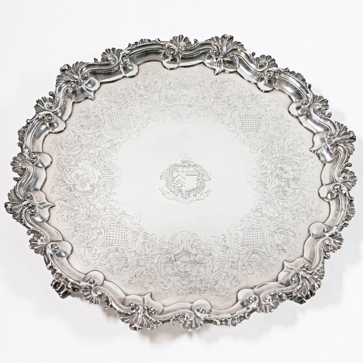 Salver en argent sterling Reine Victoria, Daniel & Charles Houle, Londres, 1844