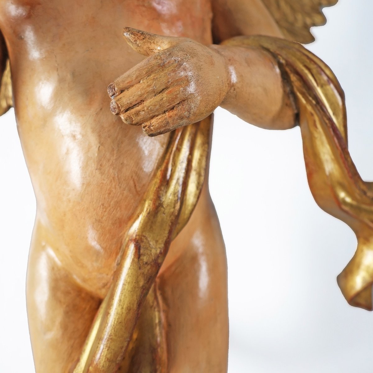 Paire d'anges porte-cierge en bois sculpté. Italie, fin XVIIe début XVIIIe siècle-photo-4