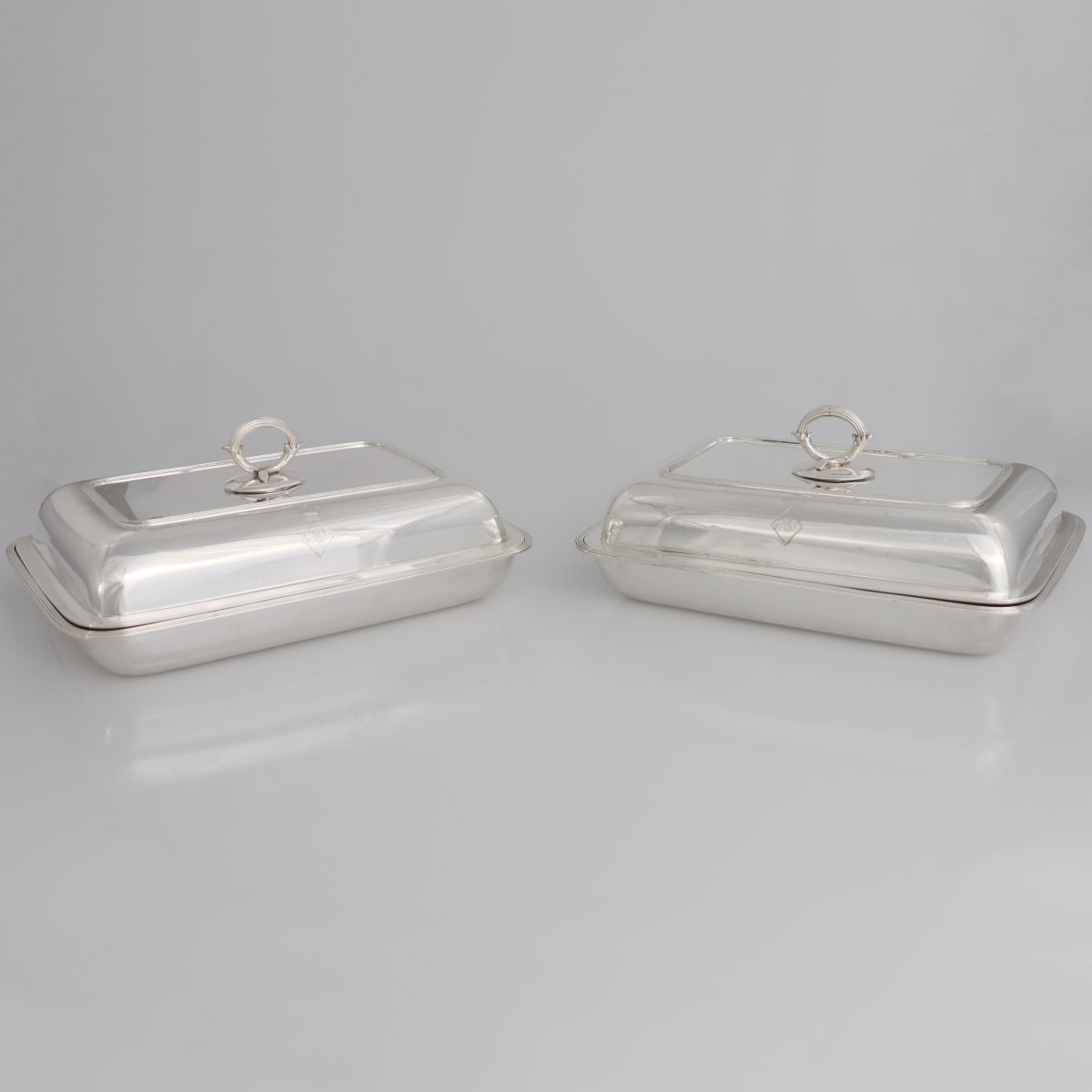 A Pair Of George III Sterling Silver Entrée Dishes And Covers, Paul Storr, London, 1800-photo-2