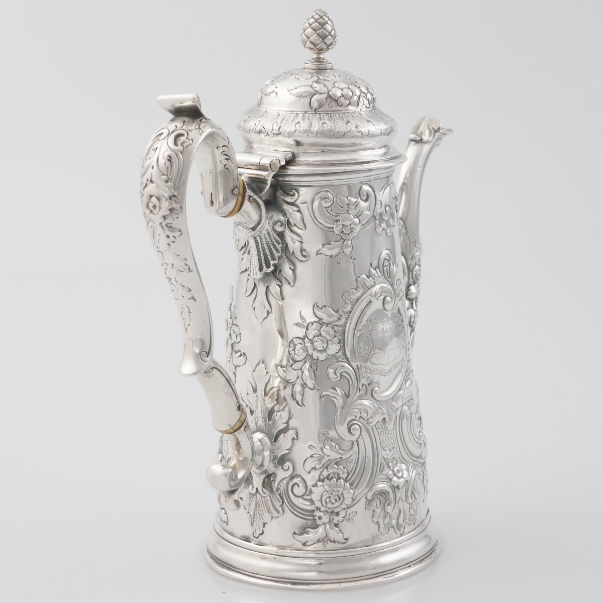 A Queen Anne Britannia Silver Coffee Pot, James Chadwick?, London, 1703-photo-4