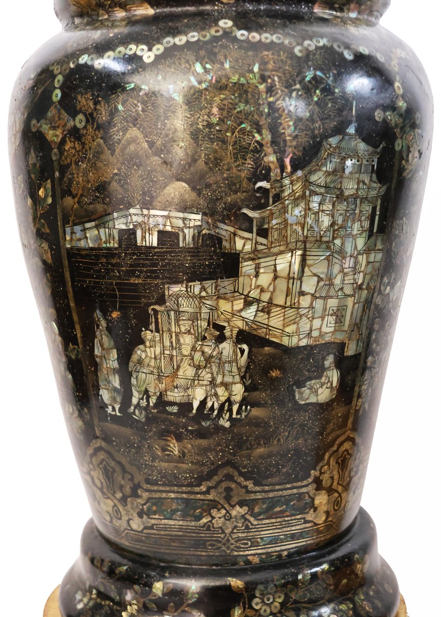 Paire de vases en porcelaine à incrustations de nacre, Chine, dynastie Qing, fin du XIXe siècle-photo-7